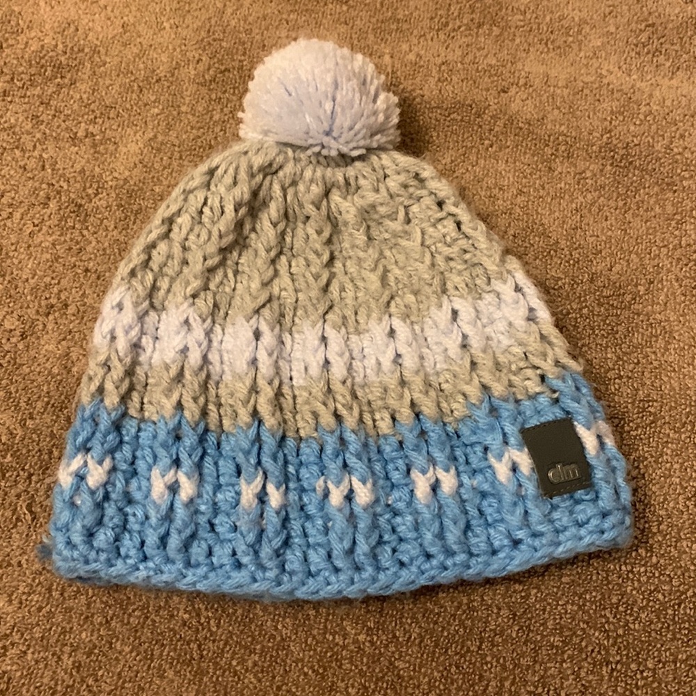 Elm Company Brand Beanie Hat Gray/Grey & Blue Pattern Good Condition